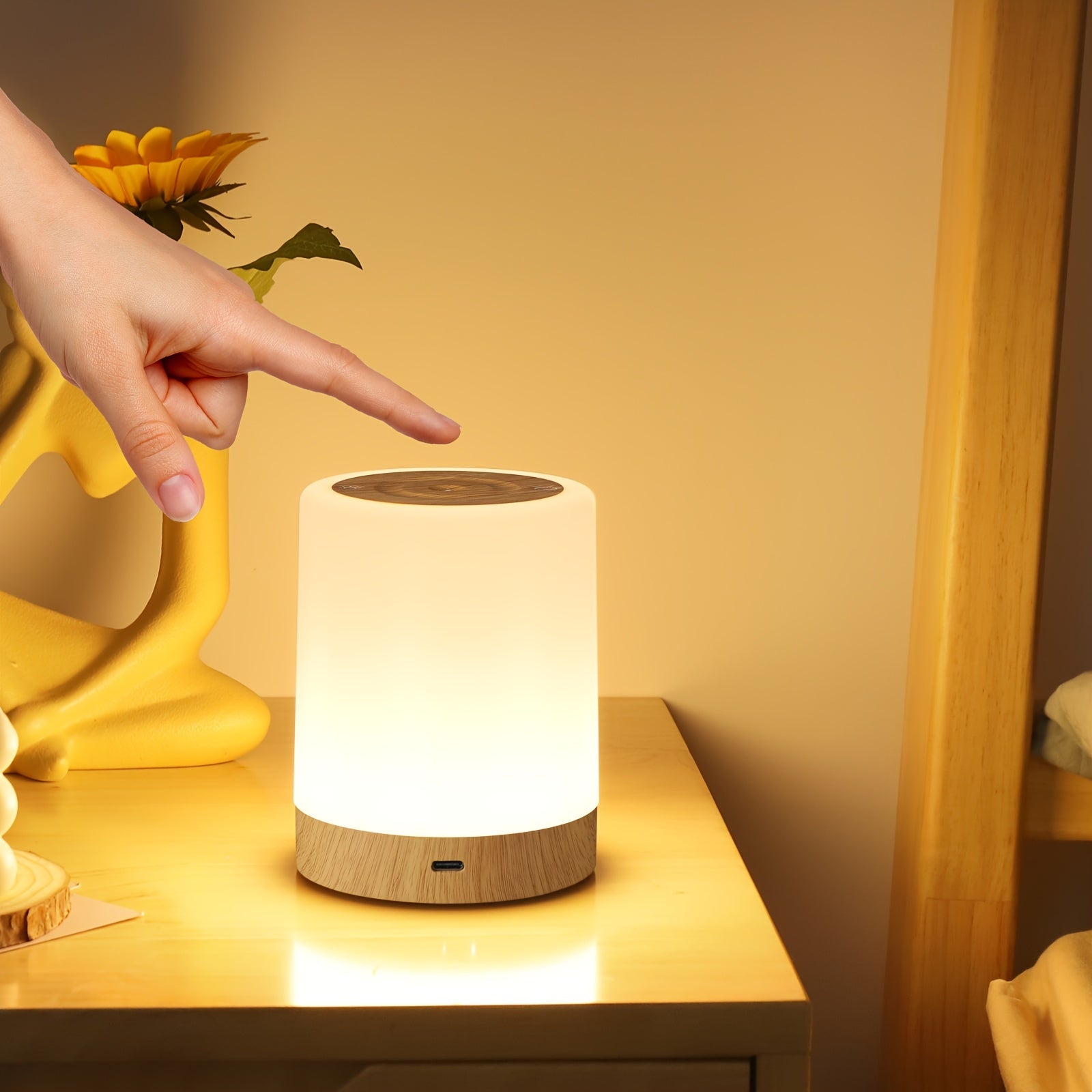 LED Dotyková Nočná Lampa – Multicolor, Stmievateľná, USB Nabíjanie, Časovač